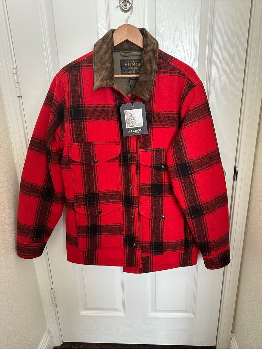 NWT Filson Spokane Insulated Cruiser Wool Jacket - Menβs Medium, Red/Black Plaid
